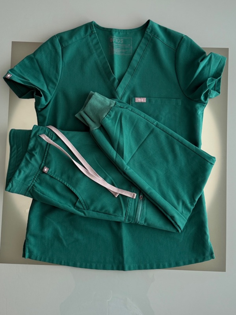 Figs Green Women's Scrub Set